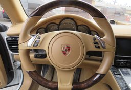 2014 Porsche Panamera - Image 31