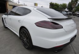 2014 Porsche Panamera - Image 8