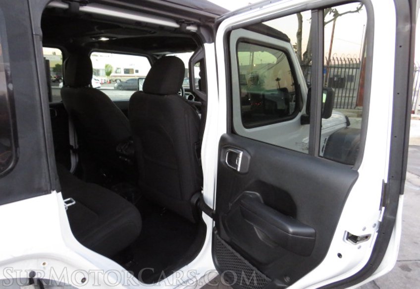 2018 Jeep Wrangler Unlimited - Image 28