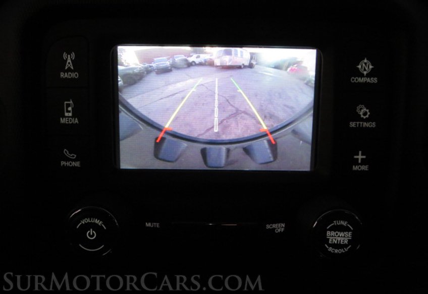 2018 Jeep Wrangler Unlimited - Image 32