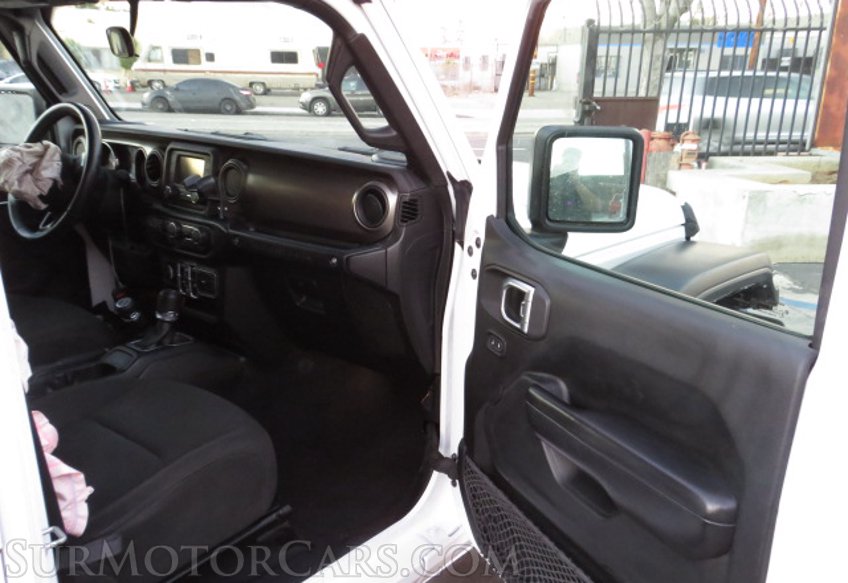 2018 Jeep Wrangler Unlimited - Image 17