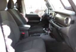 2018 Jeep Wrangler Unlimited - Image 19