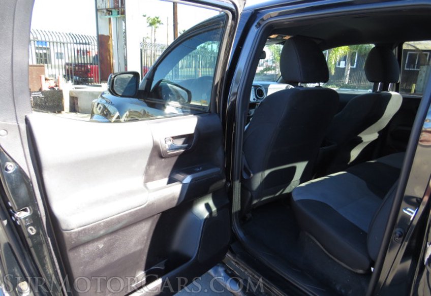 2021 Toyota Tacoma - Image 28