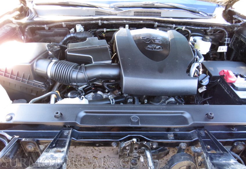 2021 Toyota Tacoma - Image 58