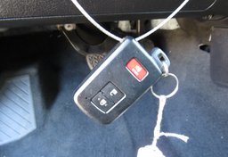 2021 Toyota Tacoma - Image 44