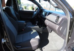 2021 Toyota Tacoma - Image 33