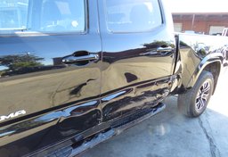 2021 Toyota Tacoma - Image 20