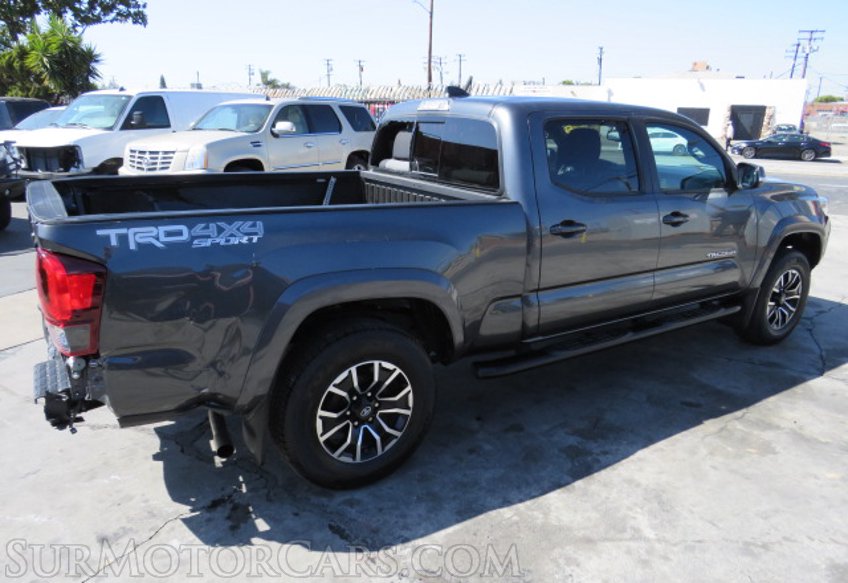2020 Toyota Tacoma 4WD - Image 9