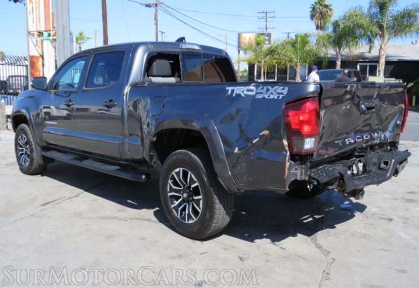 2020 Toyota Tacoma 4WD - Image 8