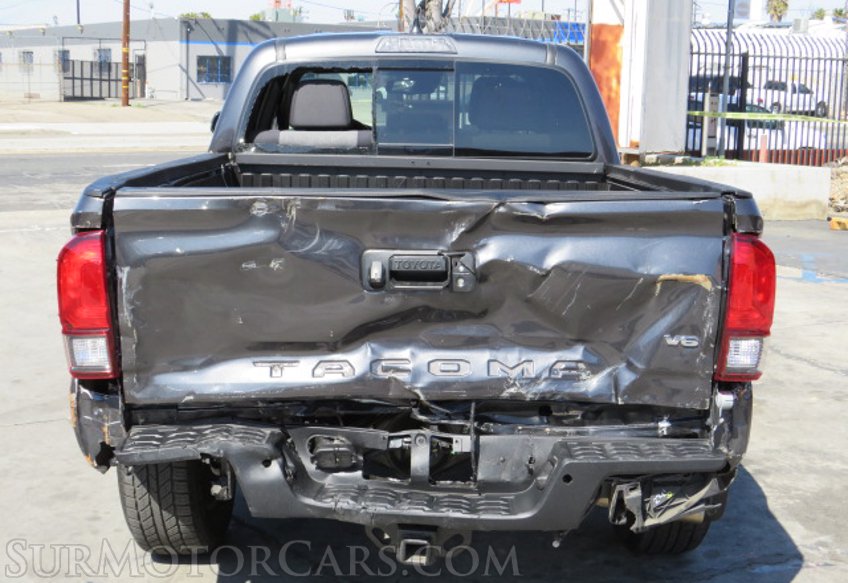 2020 Toyota Tacoma 4WD - Image 12