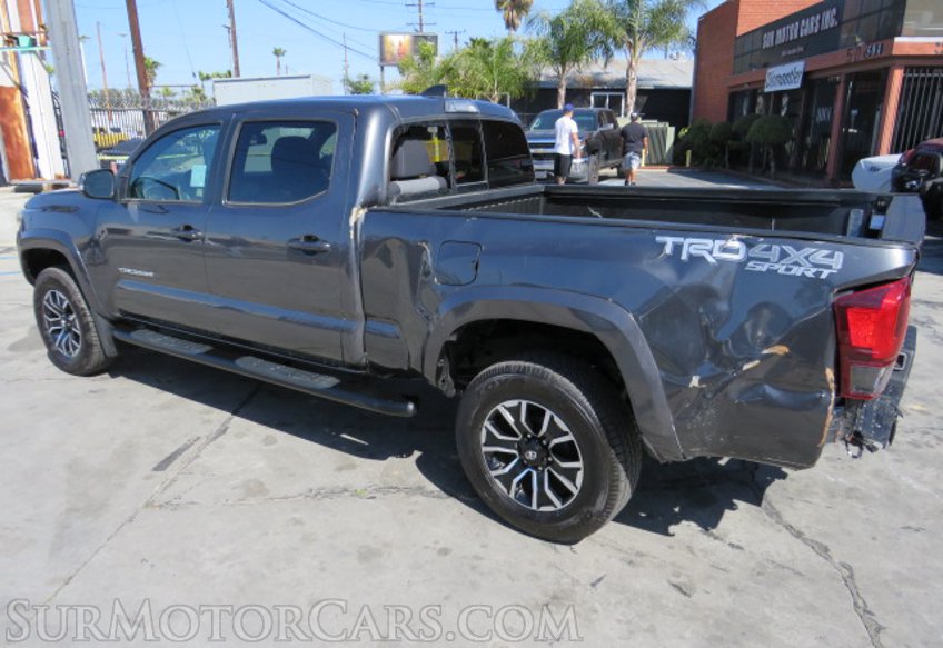 2020 Toyota Tacoma 4WD - Image 10