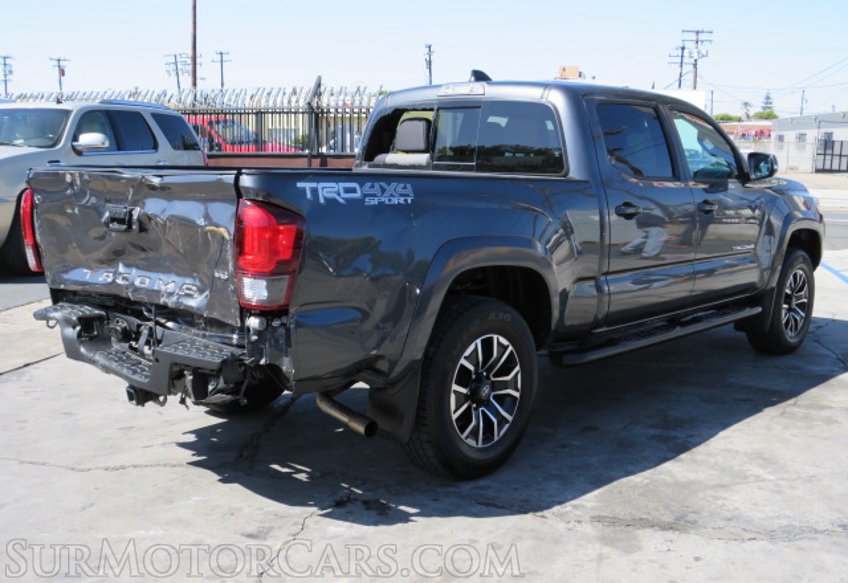 2020 Toyota Tacoma 4WD - Image 7