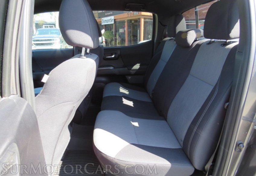 2020 Toyota Tacoma 4WD - Image 32