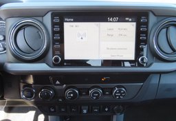 2020 Toyota Tacoma 4WD - Image 37