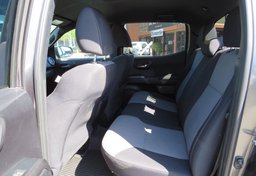 2020 Toyota Tacoma 4WD - Image 30