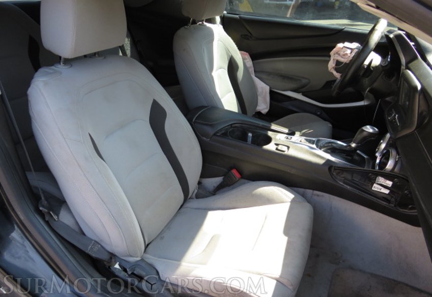 2018 Chevrolet Camaro - Image 22