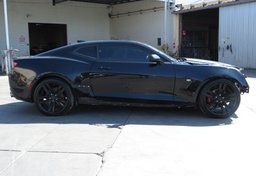 2018 Chevrolet Camaro - Image 8