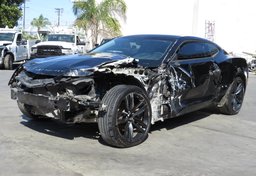 2018 Chevrolet Camaro - Image 4