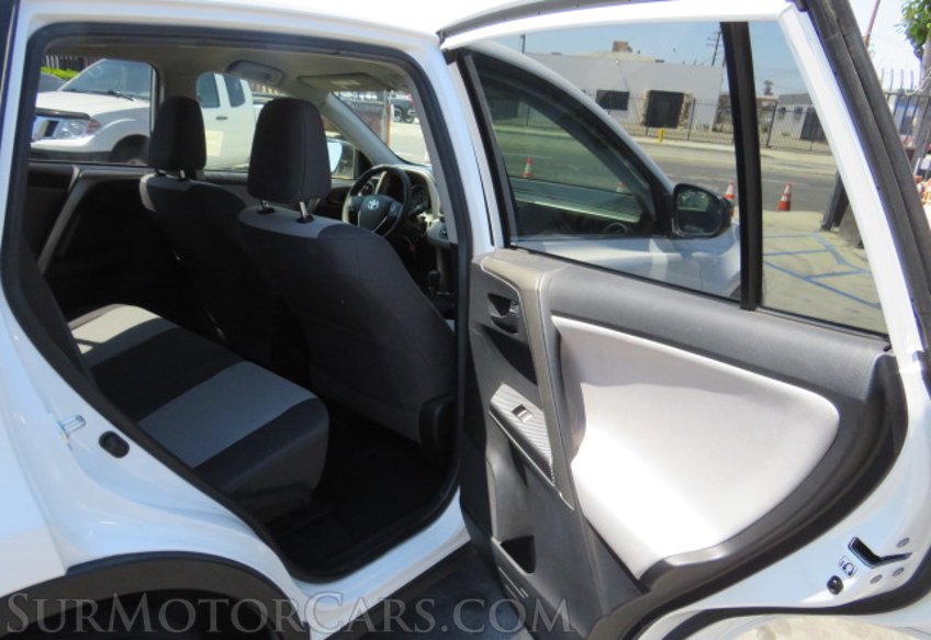 2015 Toyota RAV4 - Image 22