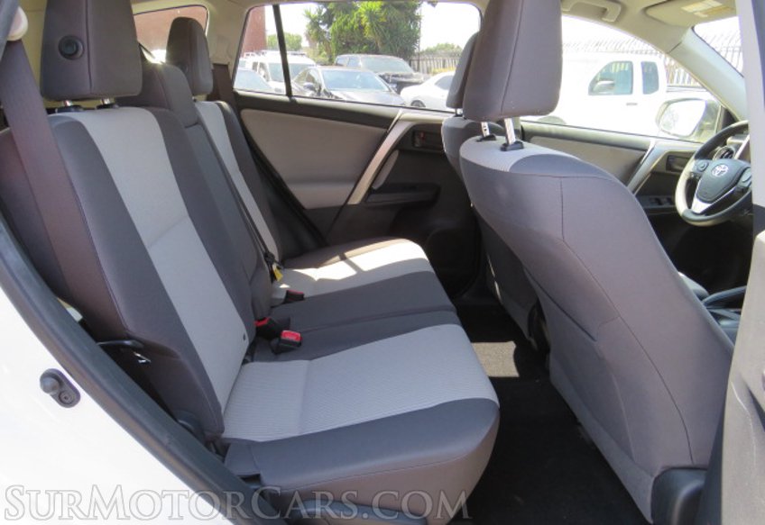 2015 Toyota RAV4 - Image 29