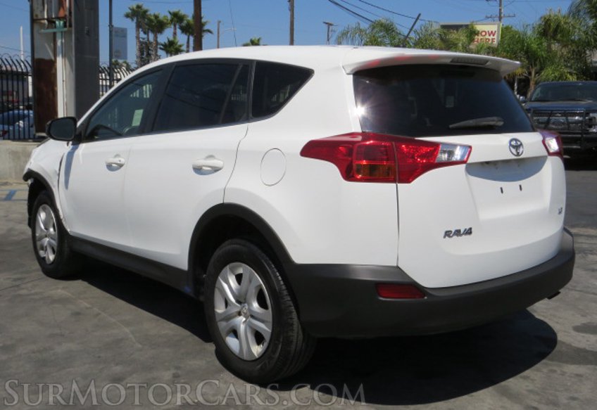 2015 Toyota RAV4 - Image 9