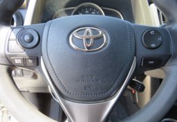 2015 Toyota RAV4 - Image 36
