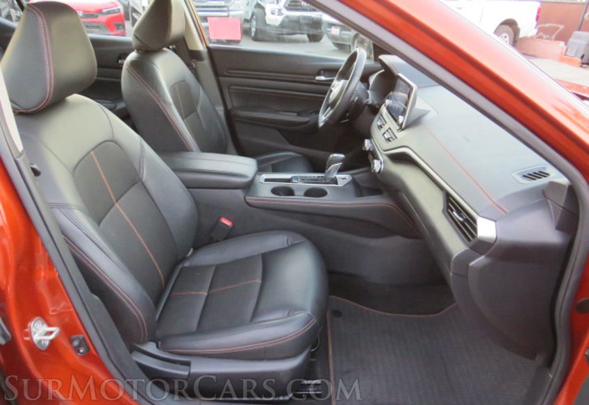 2021 Nissan Altima - Image 23