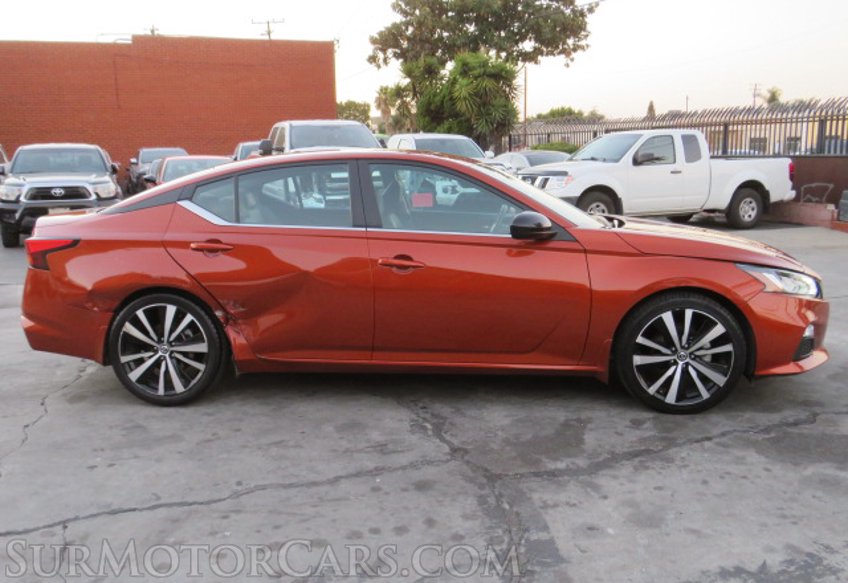 2021 Nissan Altima - Image 5