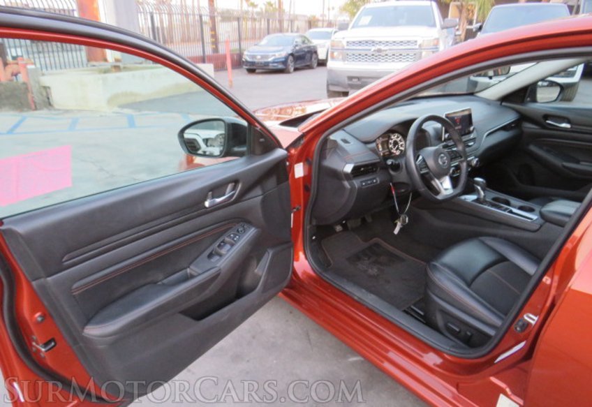 2021 Nissan Altima - Image 19