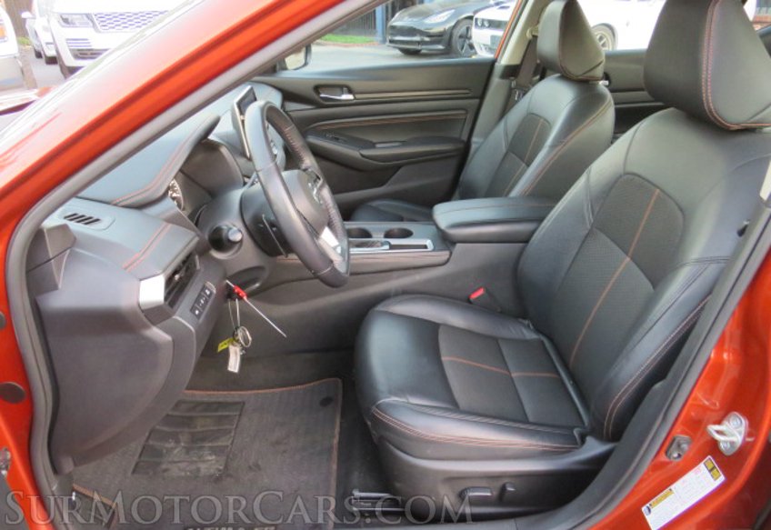 2021 Nissan Altima - Image 24