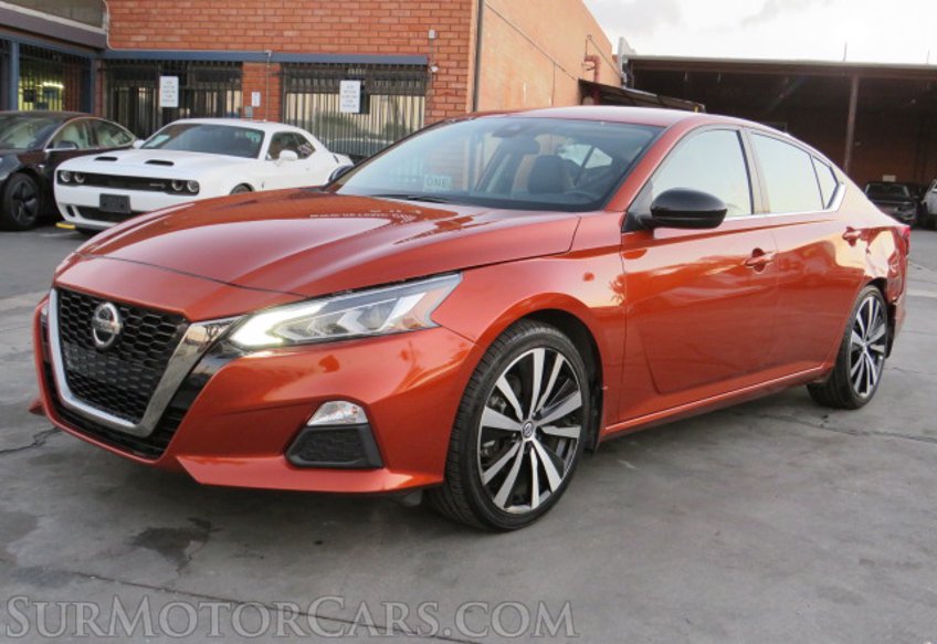 2021 Nissan Altima - Image 4