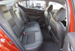 2021 Nissan Altima - Image 27