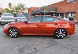 2021 Nissan Altima - Image 6