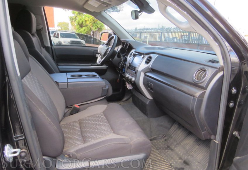 2021 Toyota Tundra - Image 27