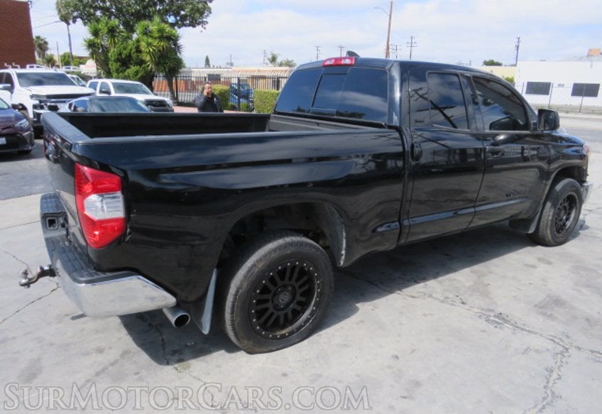 2021 Toyota Tundra - Image 5