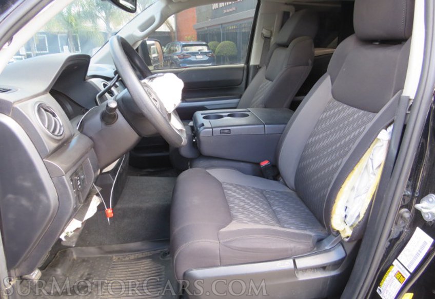 2021 Toyota Tundra - Image 24