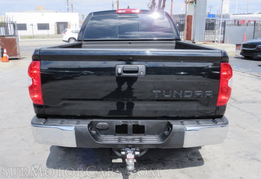 2021 Toyota Tundra - Image 10