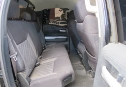 2021 Toyota Tundra - Image 29