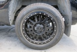 2021 Toyota Tundra - Image 17