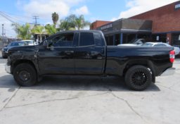 2021 Toyota Tundra - Image 12