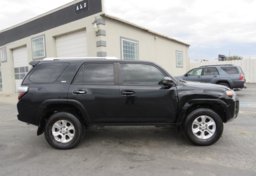 2016 Toyota 4Runner - Image 9