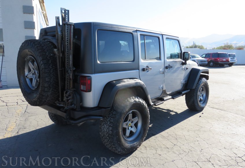 2013 Jeep Wrangler Unlimited - Image 8