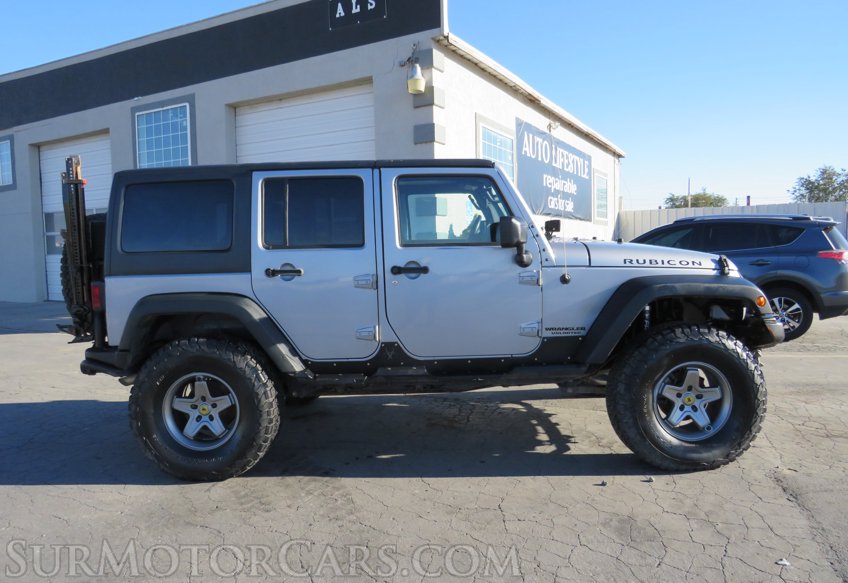 2013 Jeep Wrangler Unlimited - Image 10