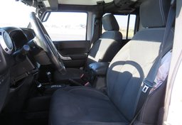 2013 Jeep Wrangler Unlimited - Image 41