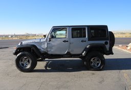 2013 Jeep Wrangler Unlimited - Image 11
