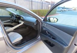 Thumbnail of 2025 Hyundai ELANTRA