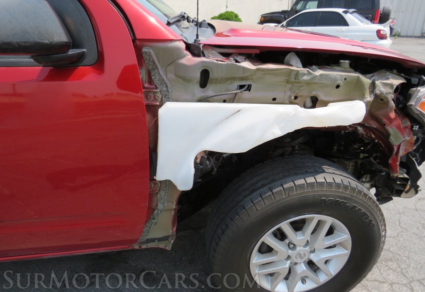 2015 Nissan Frontier - Image 18