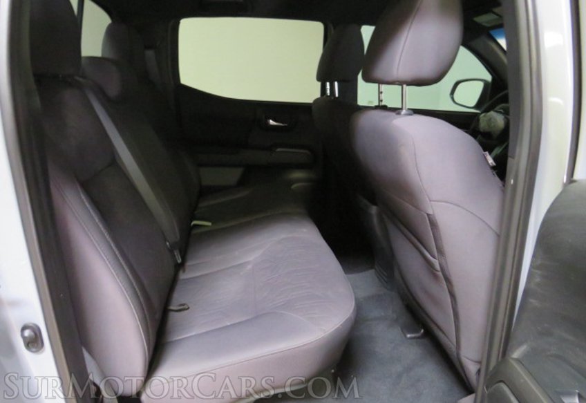 2019 Toyota Tacoma - Image 27