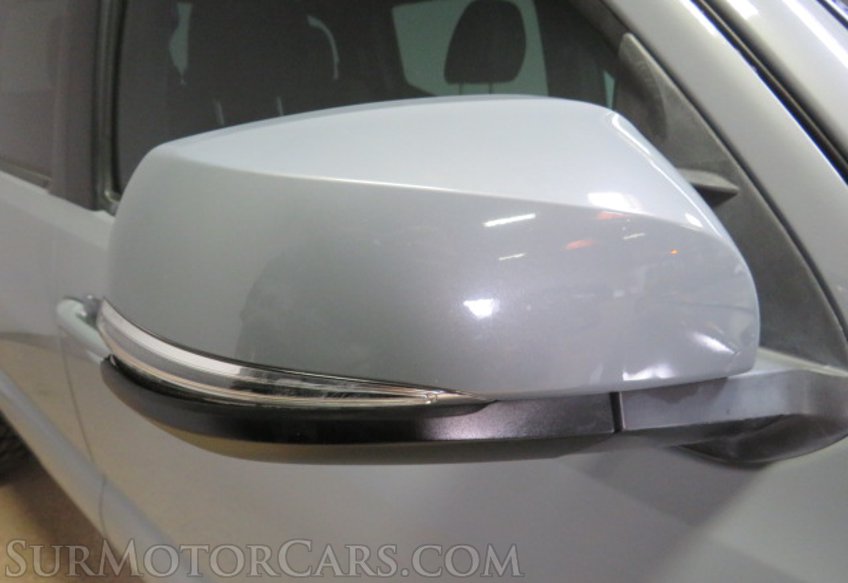 2019 Toyota Tacoma - Image 15