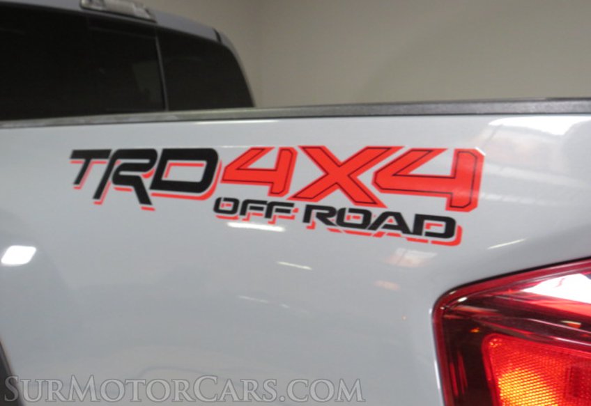 2019 Toyota Tacoma - Image 14